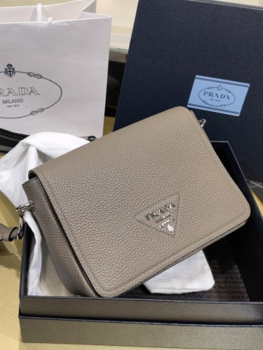 PRADA-프라다 가죽 숄더백-B09