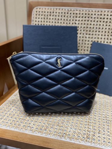YSL-생로랑 22SS 여성 세이드 레터링 로고 파우치-B04