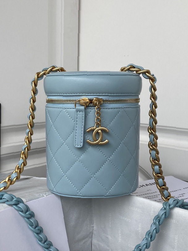 CHANEL-샤넬 램스킨 골드메탈 CC로고 크스메틱 케이스 스몰-B21