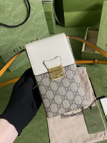 GUCCI-구찌 패드락 미니 크로스백-B108