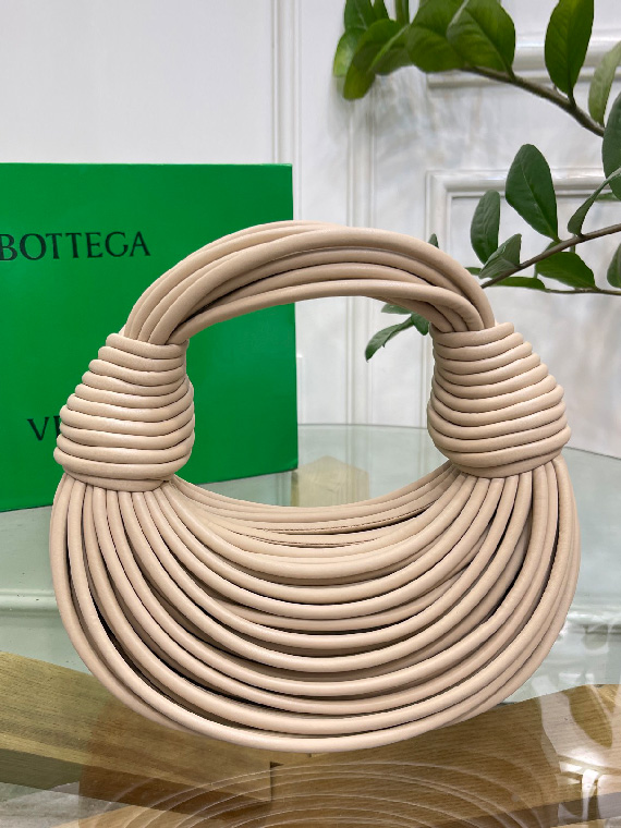 BOTTEGA VENETA-더블 놋-B69