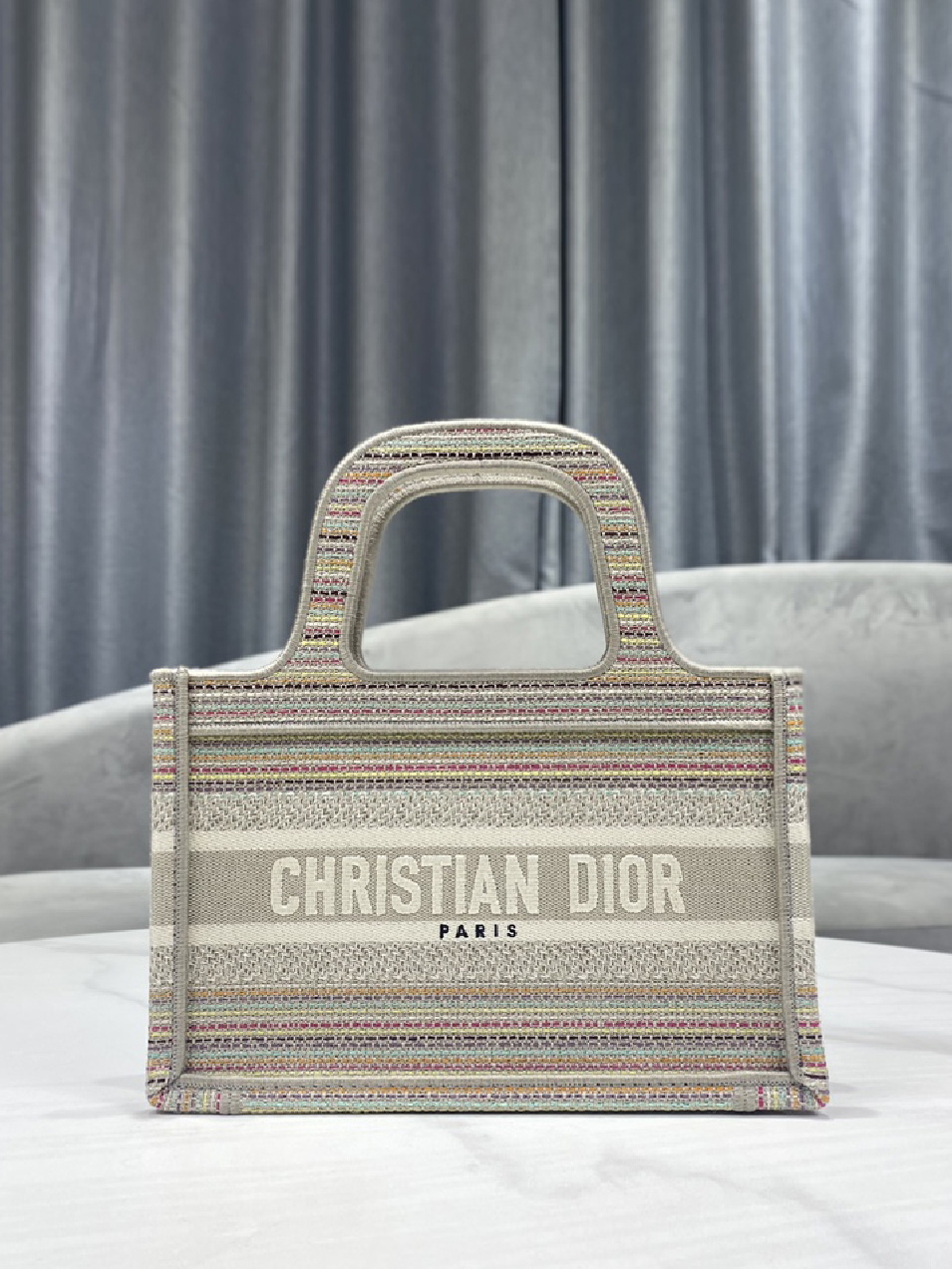 DIOR-디올 북 토트 Book Tote 미니백-B47