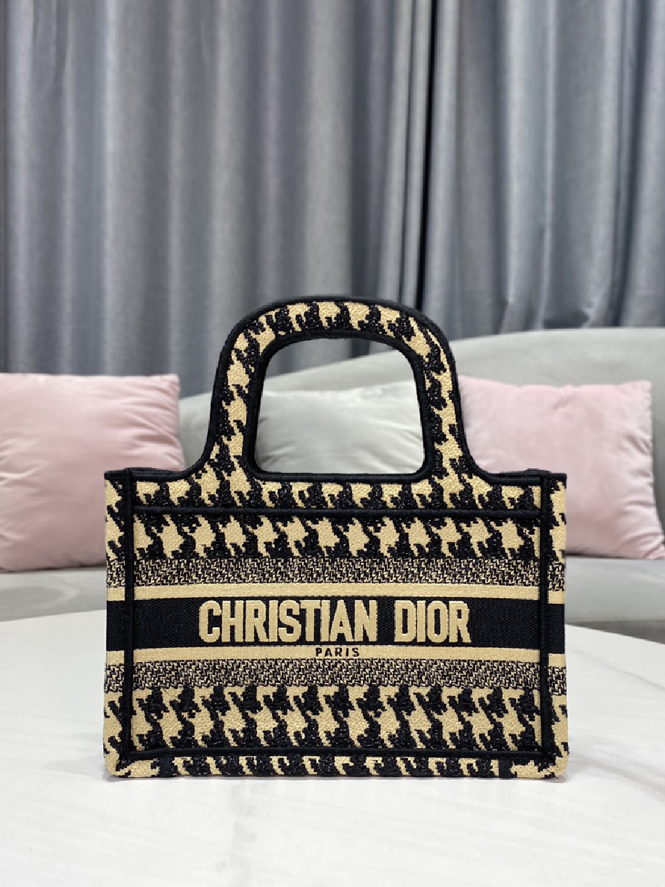DIOR-디올 북 토트 Book Tote 미니백-B48