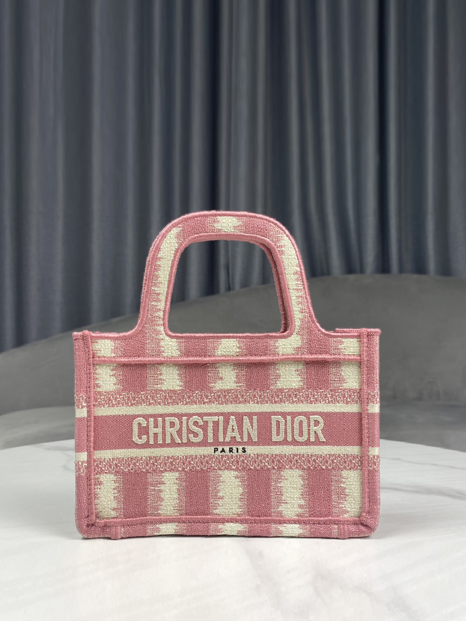DIOR-디올 북 토트 Book Tote 미니백-B61
