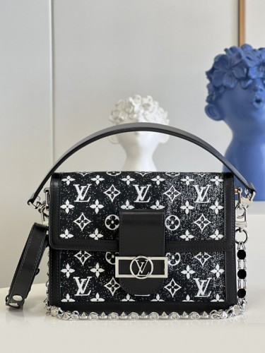 LV-루이비통 도핀 체인 월릿 백-B78