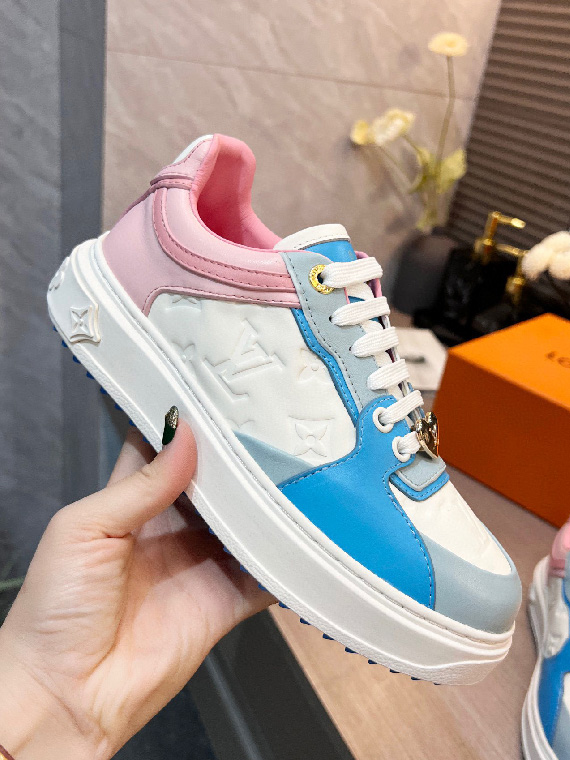 LV-루이비통 타임 아웃 스니커즈-S06