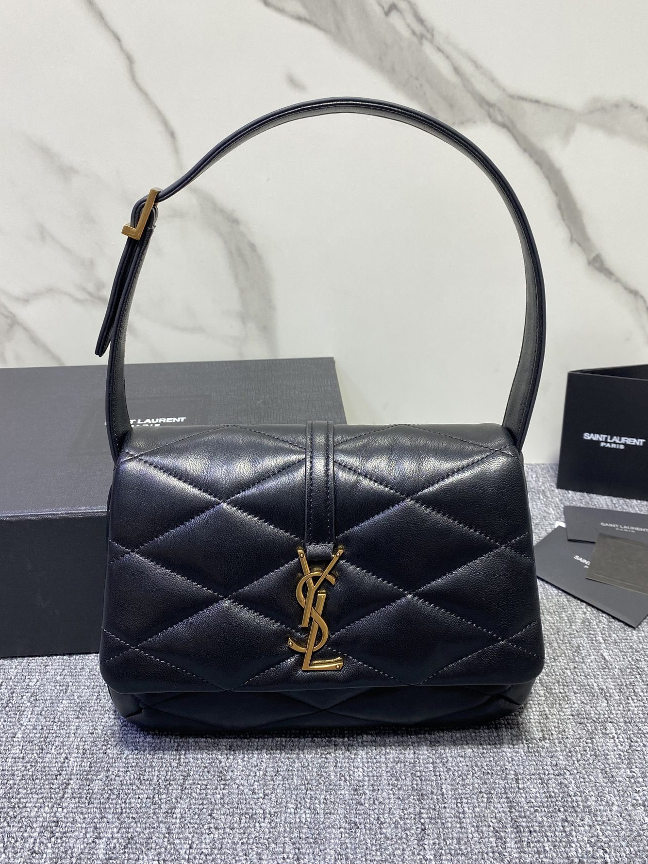 YSL-생로랑 le 57 퀼티드 램스킨 숄더백-B10