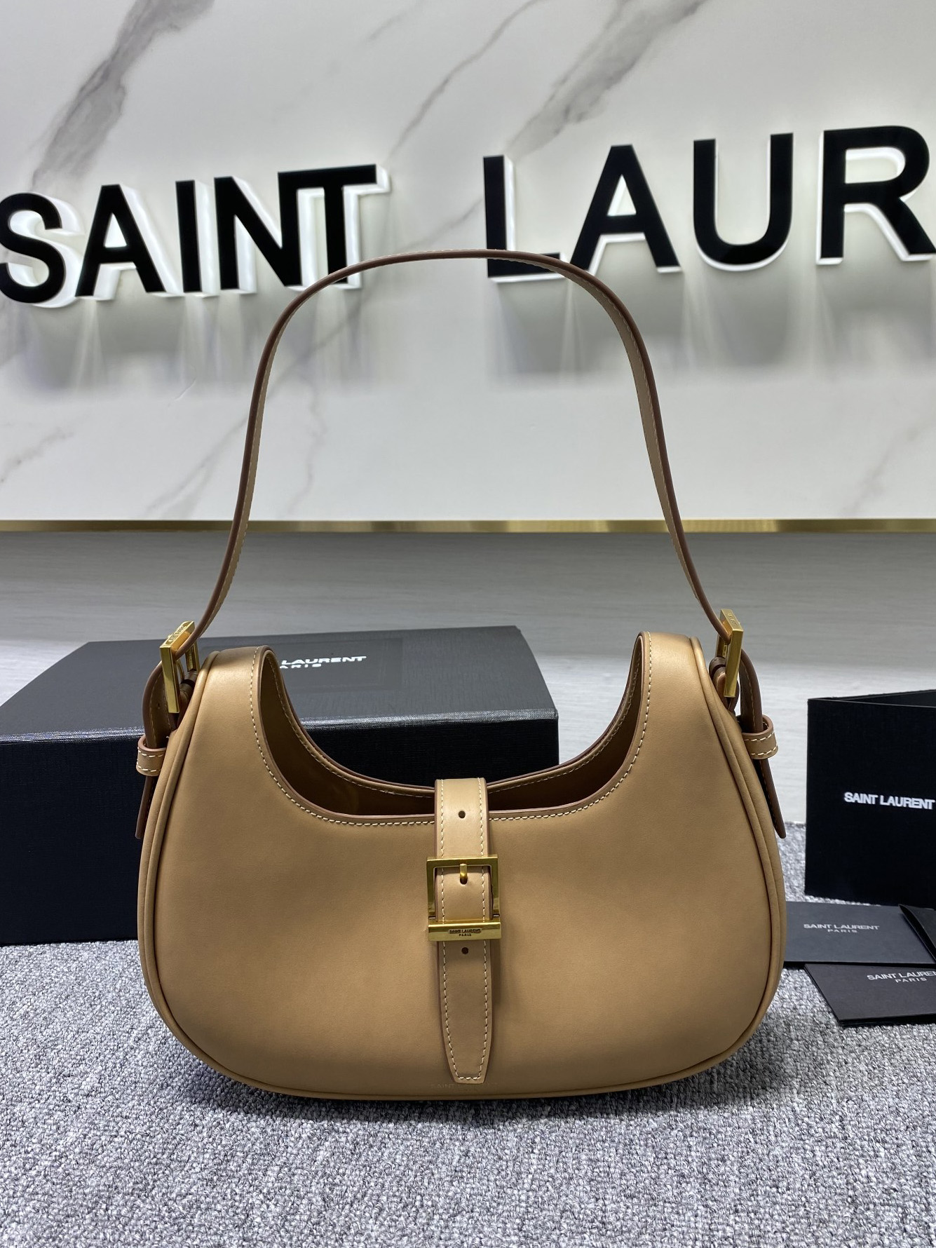 YSL-생로랑 페르모아 호보백-B14