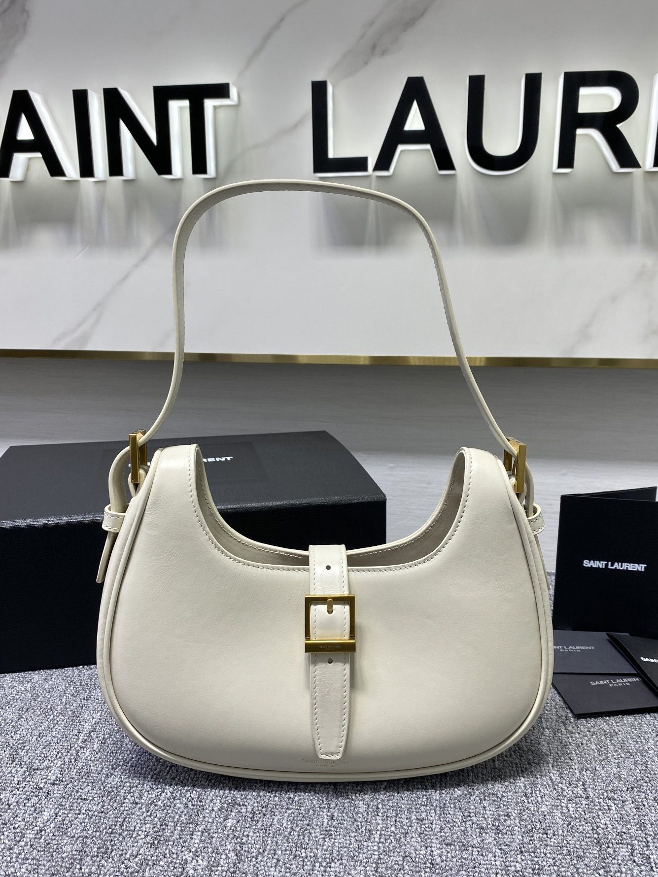 YSL-생로랑 페르모아 호보백-B15