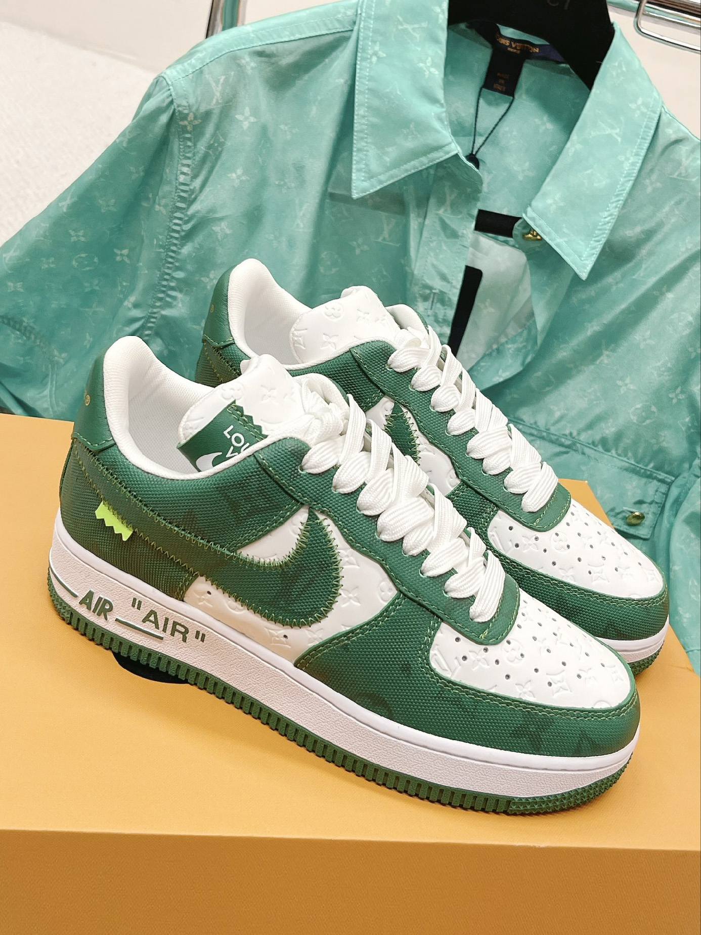 LV-루이비통X나이키 에어포스 1 스니커즈 남녀공용-S16