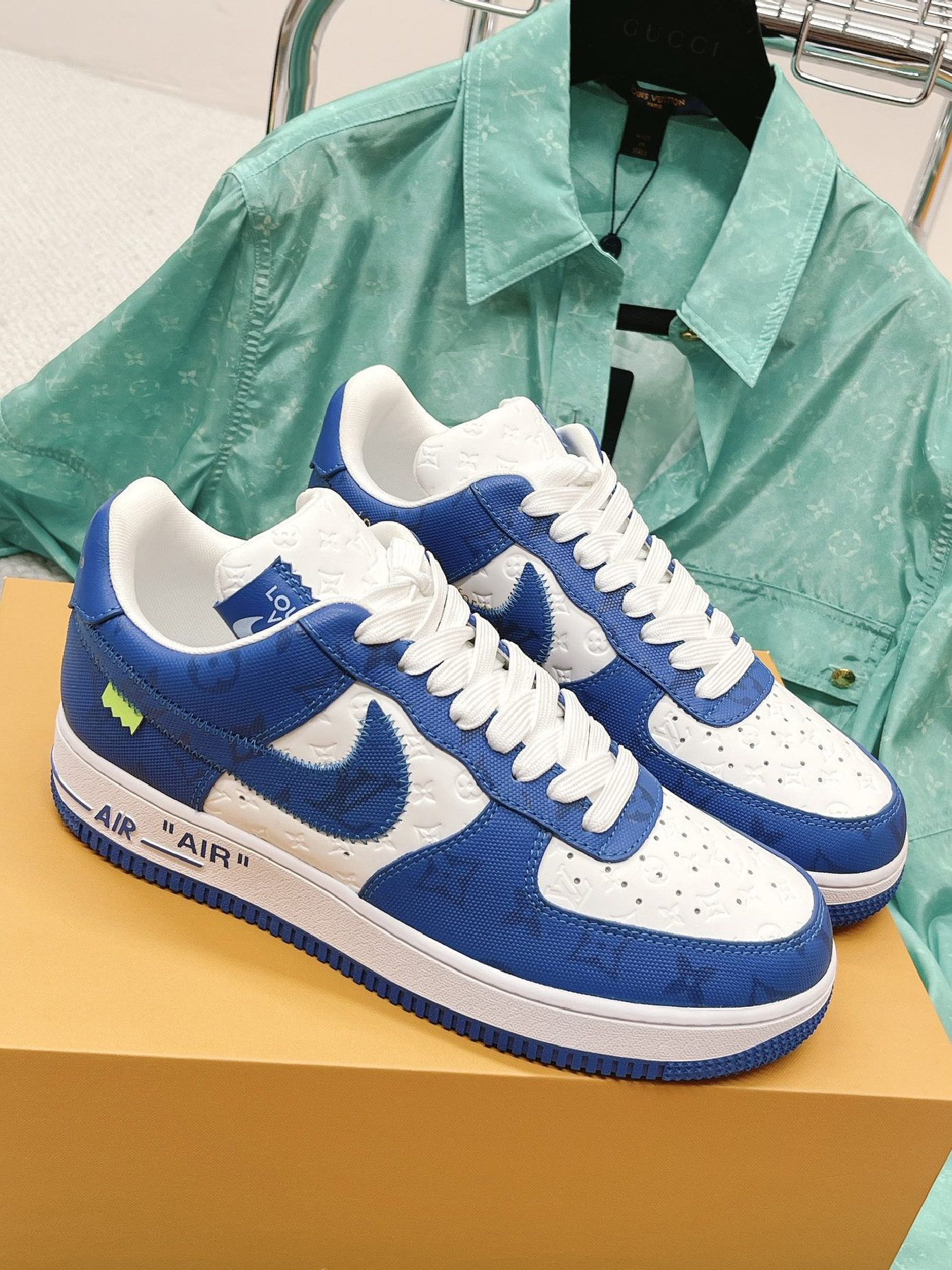 LV-루이비통X나이키 에어포스 1 스니커즈 남녀공용-S19