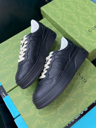 GUCCI-구찌 GG 엠보스 스니커즈 남녀공용 -S38