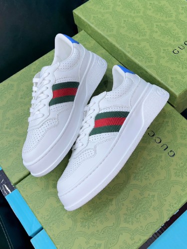 GUCCI-구찌 웹(Web) 디테일 스니커즈 남녀공용 -S41