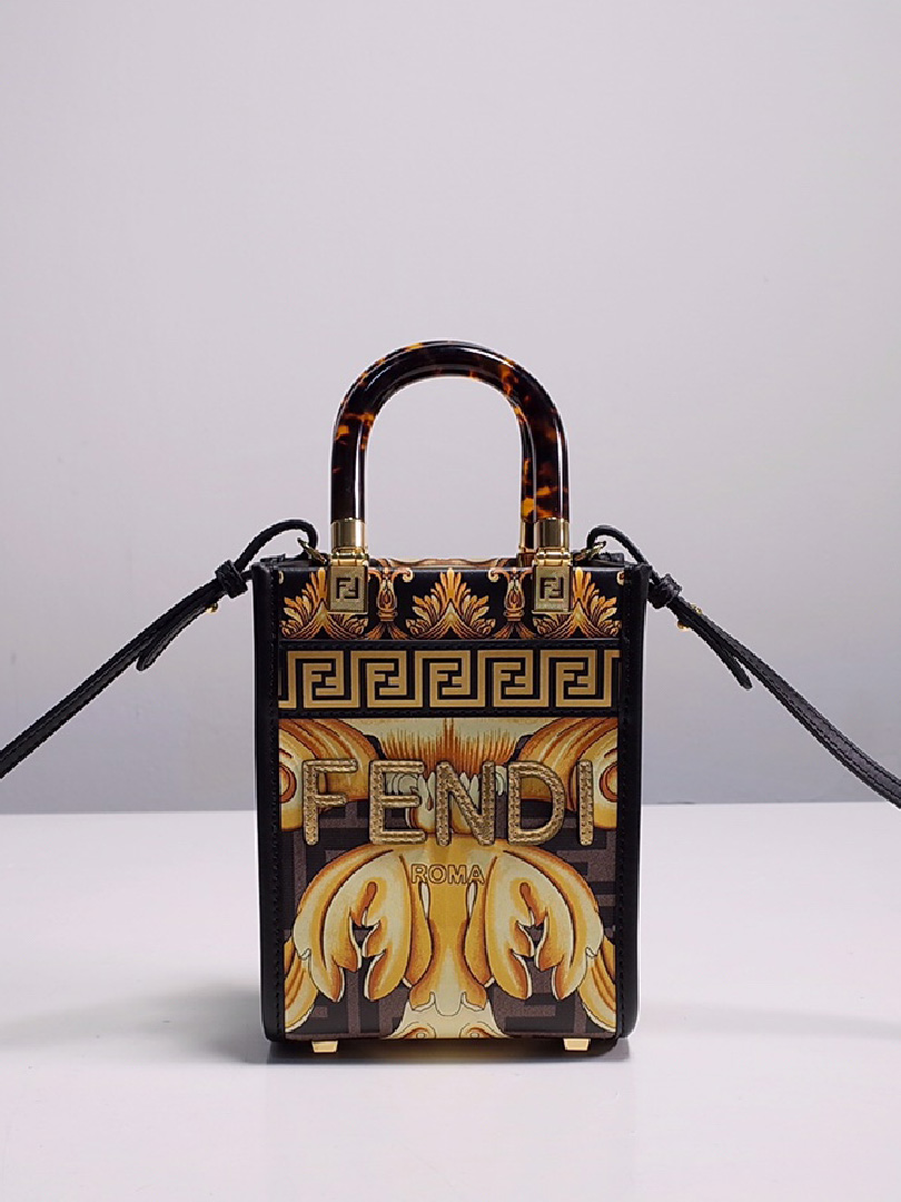 FENDI-펜디 미니 선샤인 쇼퍼-B33