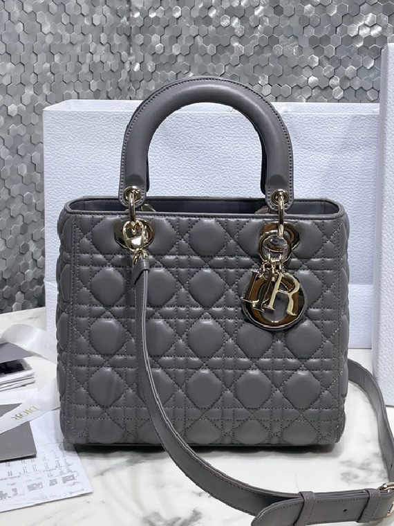 DIOR-레이디 디올 미디엄 백-B91