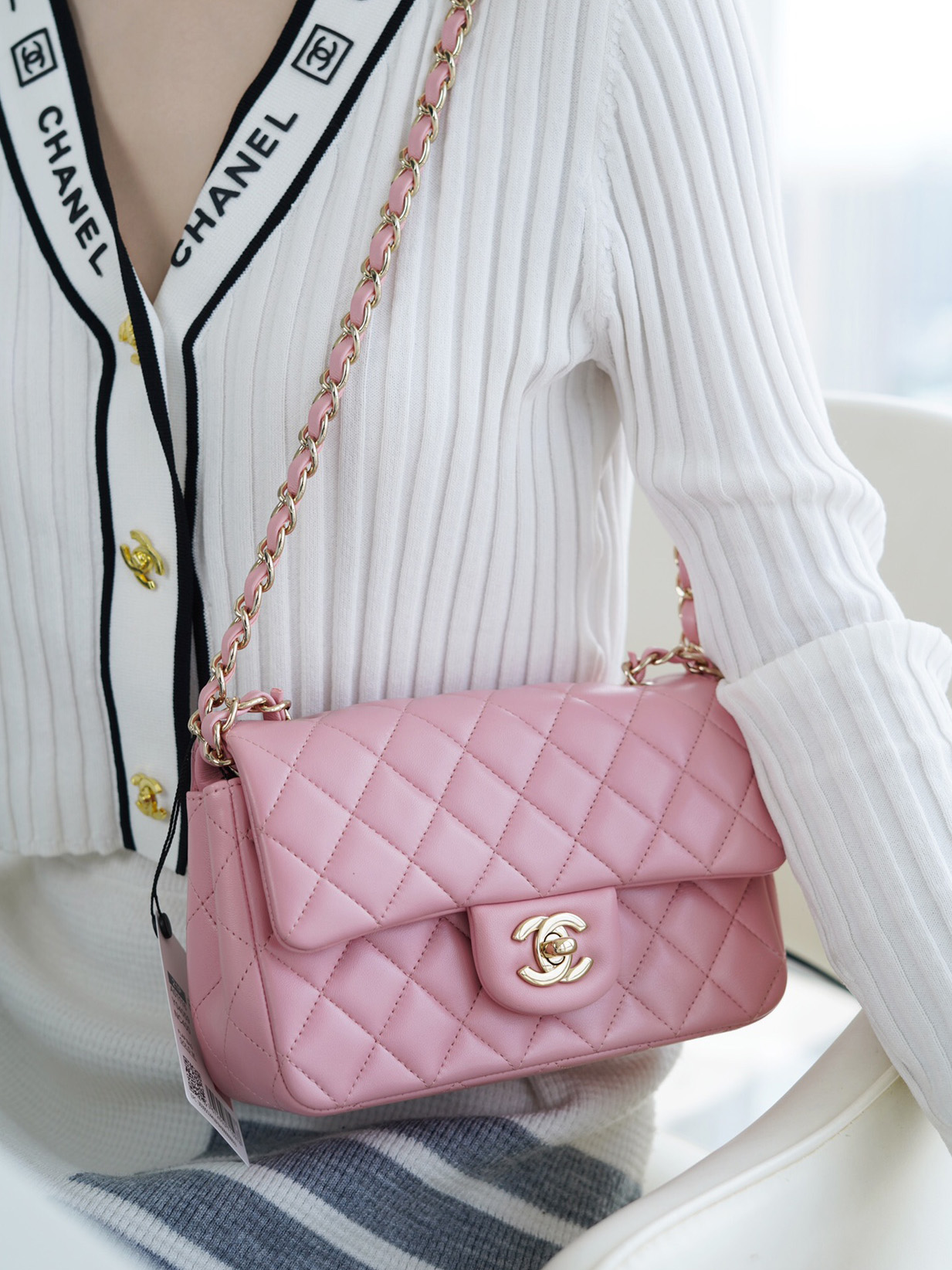 CHANEL-샤넬 클래식 플랩 백 미니 20CM-B33