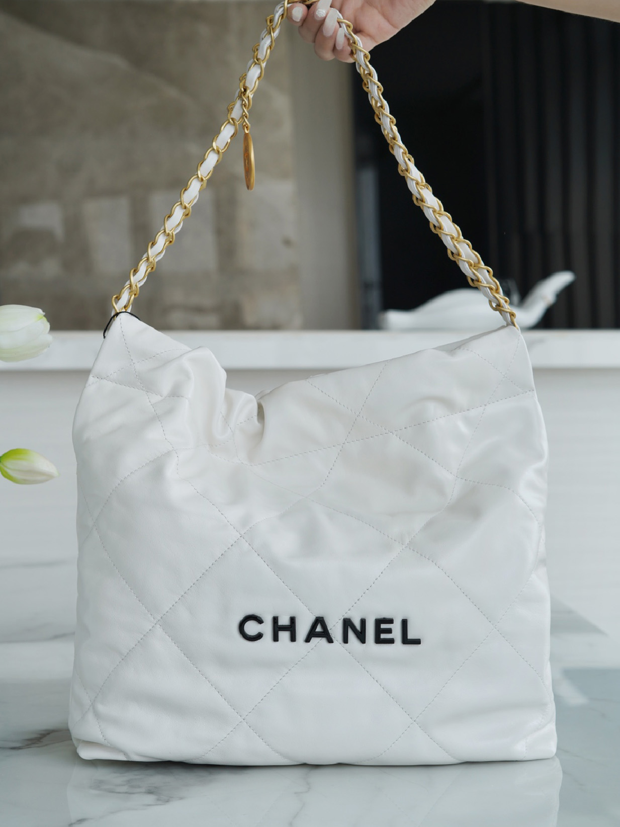 CHANEL-샤넬 22백 ( 35CM )-B39