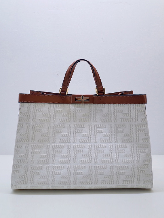 FENDI-펜디 피카부 X-라이트 토트백 미디엄-B37