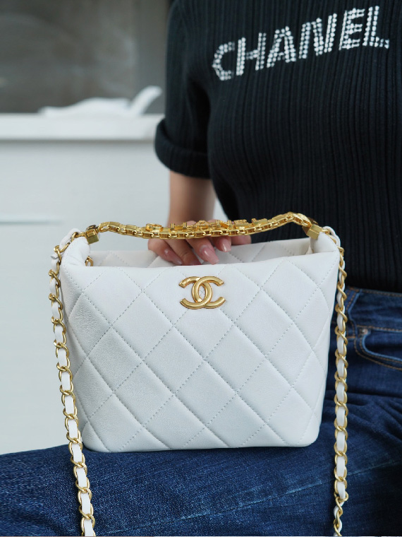 CHANEL-샤넬 22ss 스몰 호보백 AS3242  ( 18x21x12cm )-B50