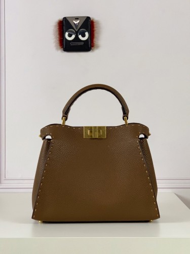 FENDI-펜디 피카부 에센셜리-B54