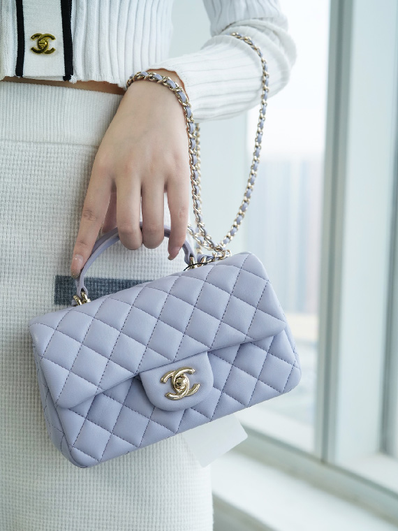 CHANEL-샤넬 탑 핸들 클래식 플랩 백( 20CM )-B70