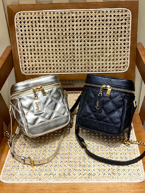 YSL-생로랑 80s 스퀘어 베니티 백 649779-B19