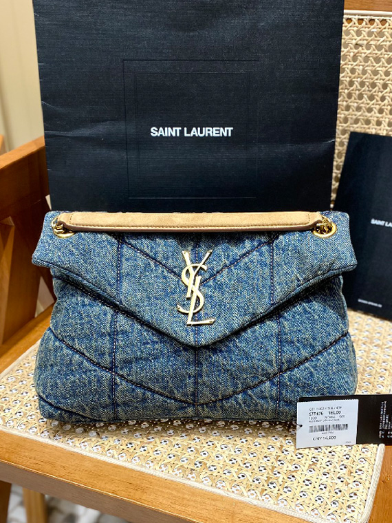 YSL-생로랑 LOULOU 루루 PUFFPER 푸퍼 숄더백 ( 29CM ) 577475-B21