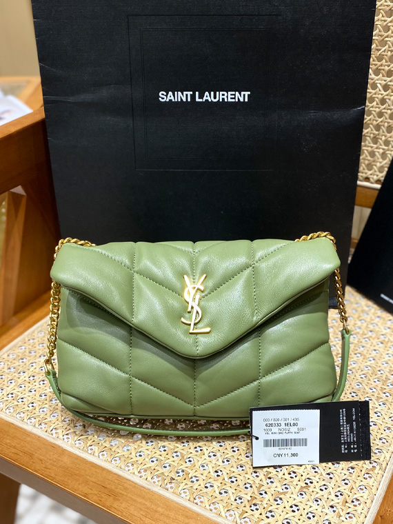 YSL-생로랑 LOULOU 루루 PUFFPER 푸퍼 숄더백 ( 23CM ) 620333-B25