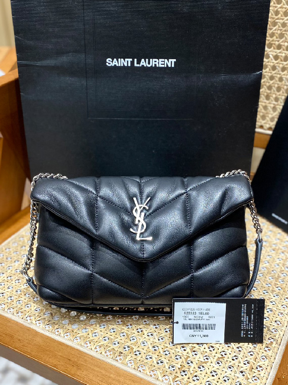 YSL-생로랑 LOULOU 루루 PUFFPER 푸퍼 숄더백 ( 23CM ) 620333-B29