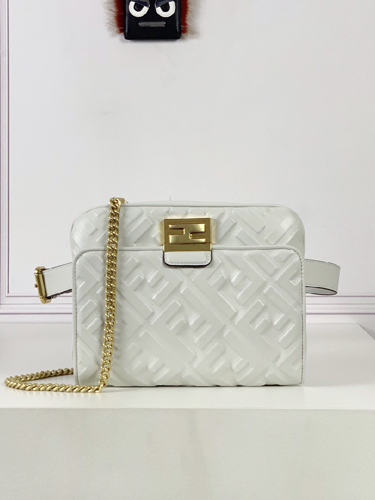 FENDI-펜디 매니아온 업사이드 다운 벨트백 ( 23CM )-B59