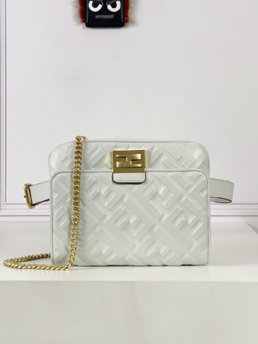 FENDI-펜디 매니아온 업사이드 다운 벨트백 ( 23CM )-B59