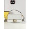 FENDI-펜디 바게트 숄더백 ( 26CM )-B62