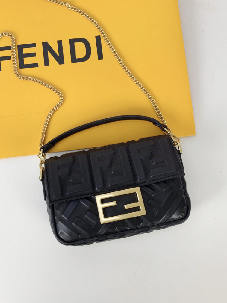 FENDI-펜디 바게트 숄더백 ( 19CM )-B65
