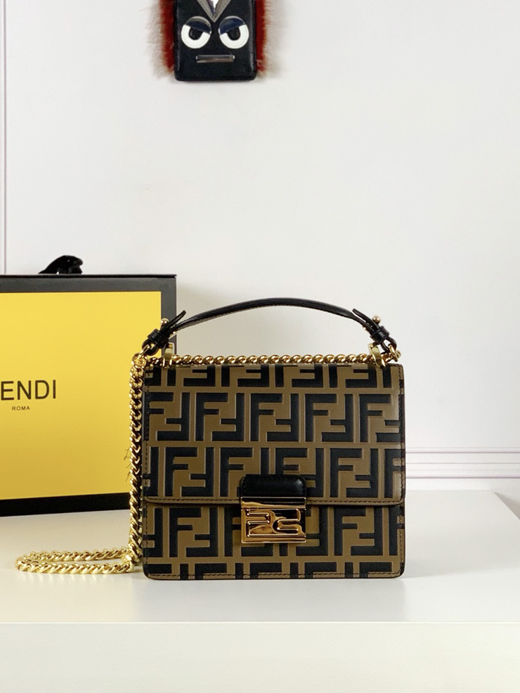 FENDI-펜디 칸 아이 에프 숄더백-B68