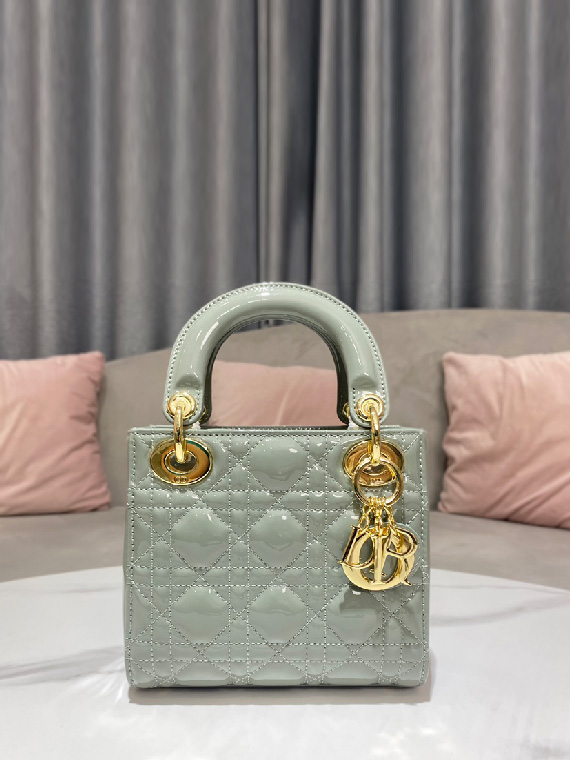 DIOR-레이디 디올 미니 백 ( 17CM )-B130