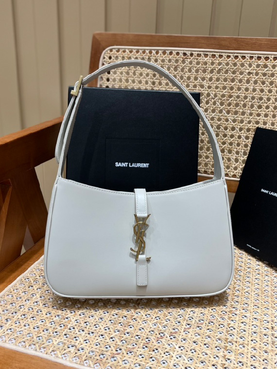 YSL-생로랑 LE 5 A 7 숄더백 657228-B37