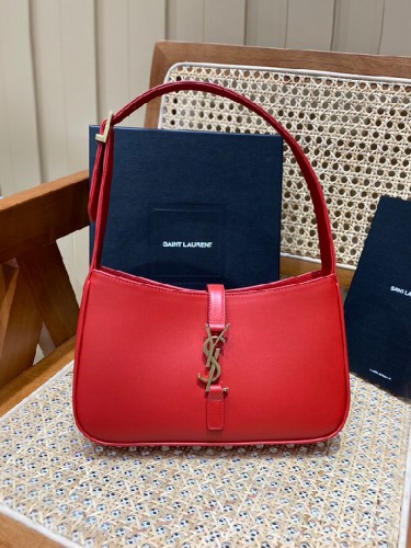 YSL-생로랑 LE 5 A 7 숄더백 657228-B41