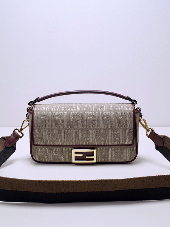 FENDI-펜디 바게트 숄더백 ( 26CM )-B92