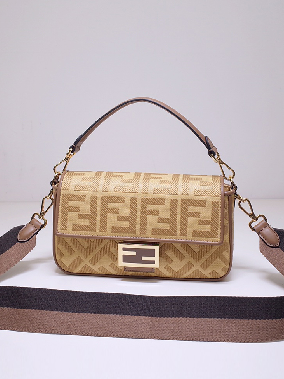 FENDI-펜디 바게트 숄더백 ( 26CM )-B93