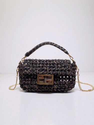 FENDI-펜디 바게트 숄더백 ( 18.5CM )-B97