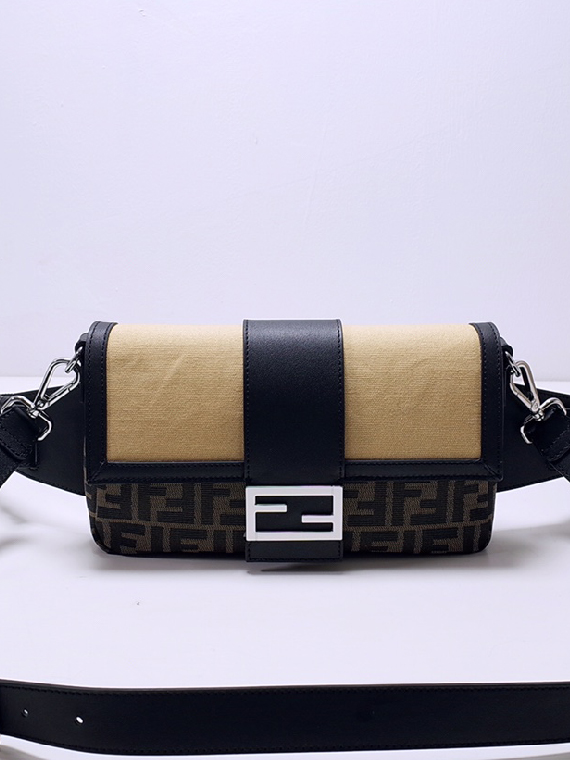 FENDI-펜디 바게트 숄더백 ( 28CM )-B101