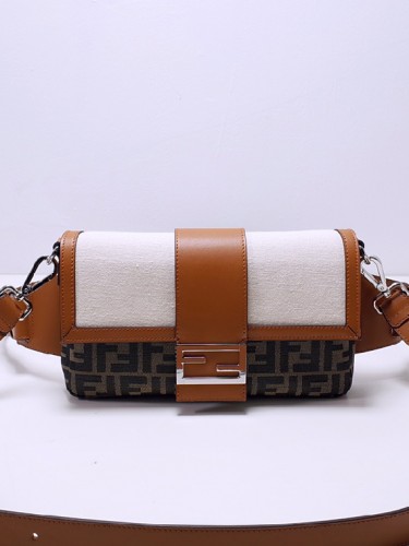 FENDI-펜디 바게트 숄더백 ( 28CM )-B102